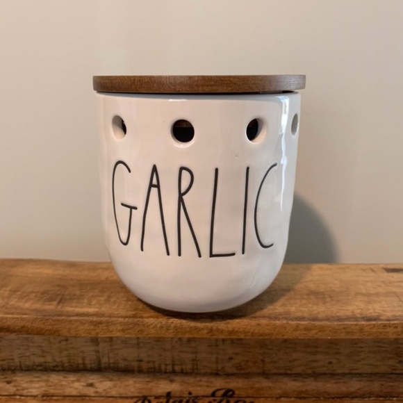 Rae Dunn Garlic Cellar Canister - Picture 1 of 5